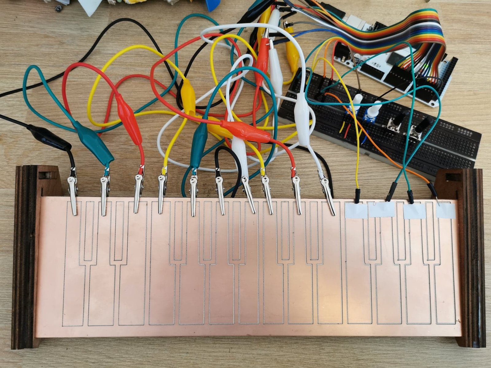 Midi Copper Key - Contrôleur DAW Arduino en cuivre fait main